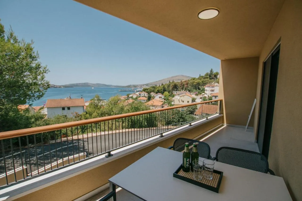 Oleander Urban Suites, High-Speed Internet, Beach At 250, Pet Friendly Trogir