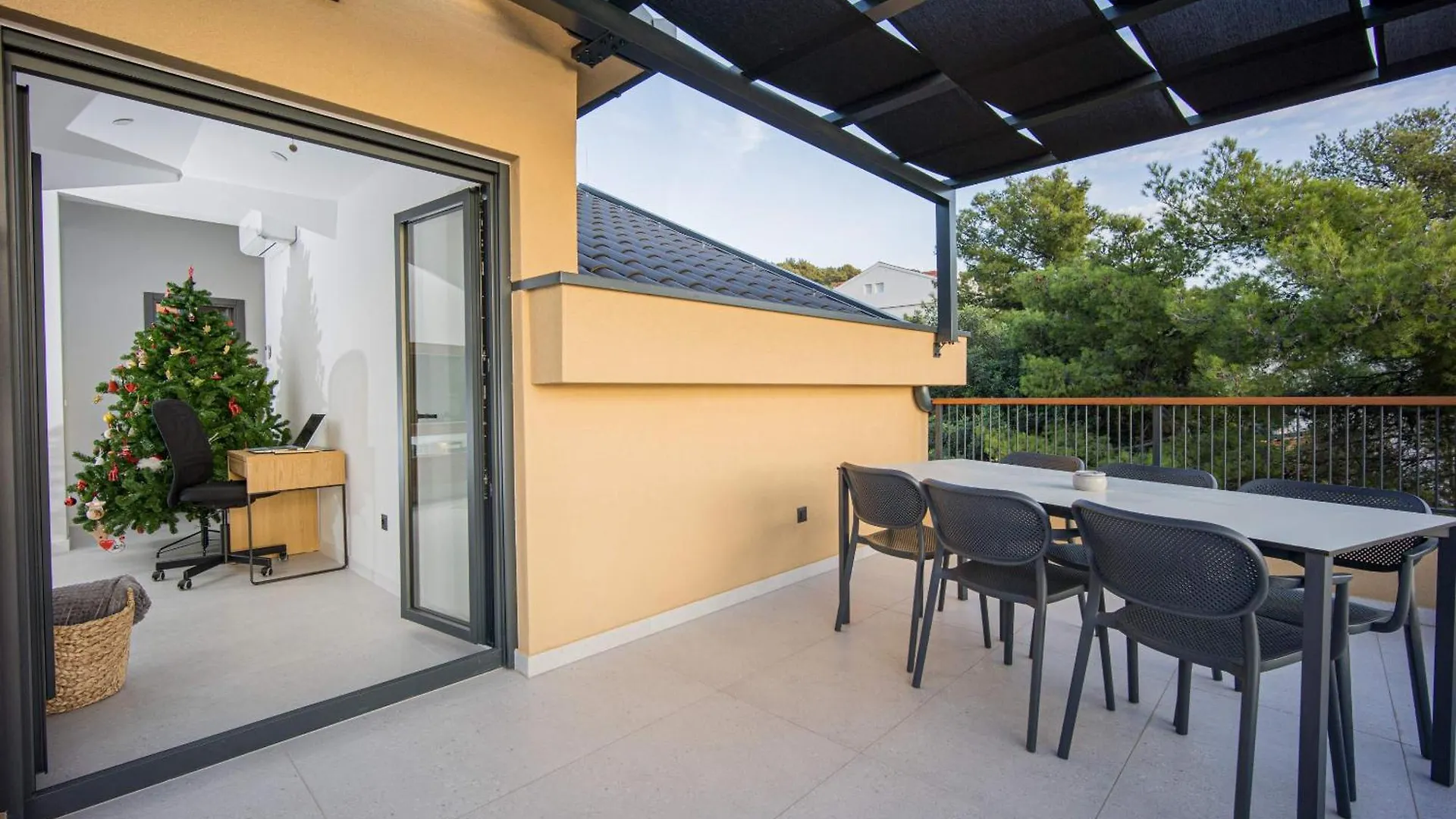 Oleander Urban Suites, High-Speed Internet, Beach At 250, Pet Friendly Τρογκίρ 0*,  Κροατία